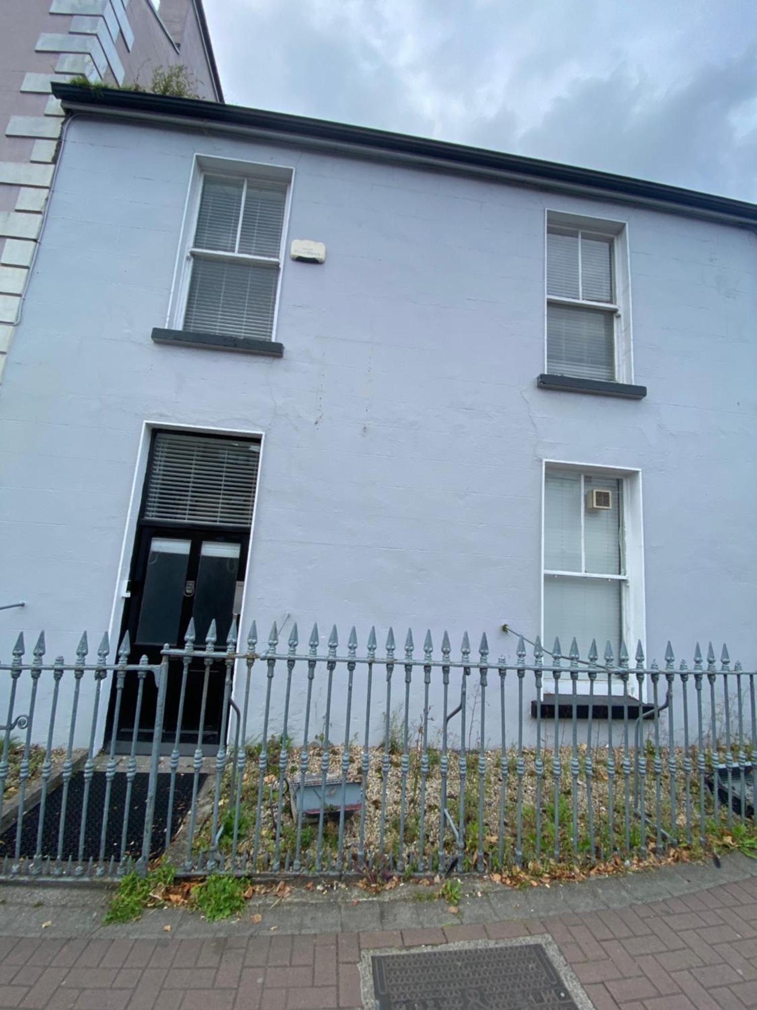 Naas Town - Budget Double Bedrooms 외부 사진