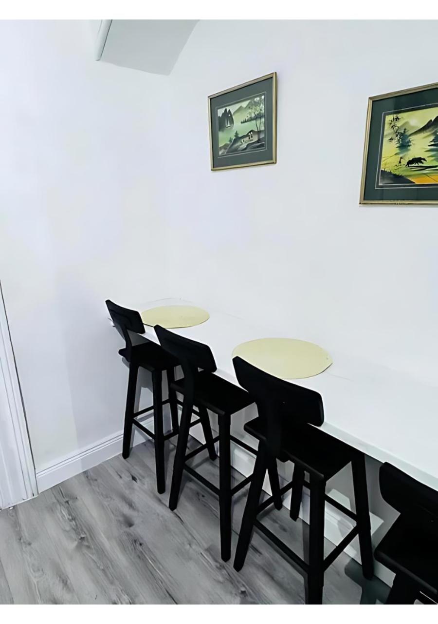 Naas Town - Budget Double Bedrooms 외부 사진