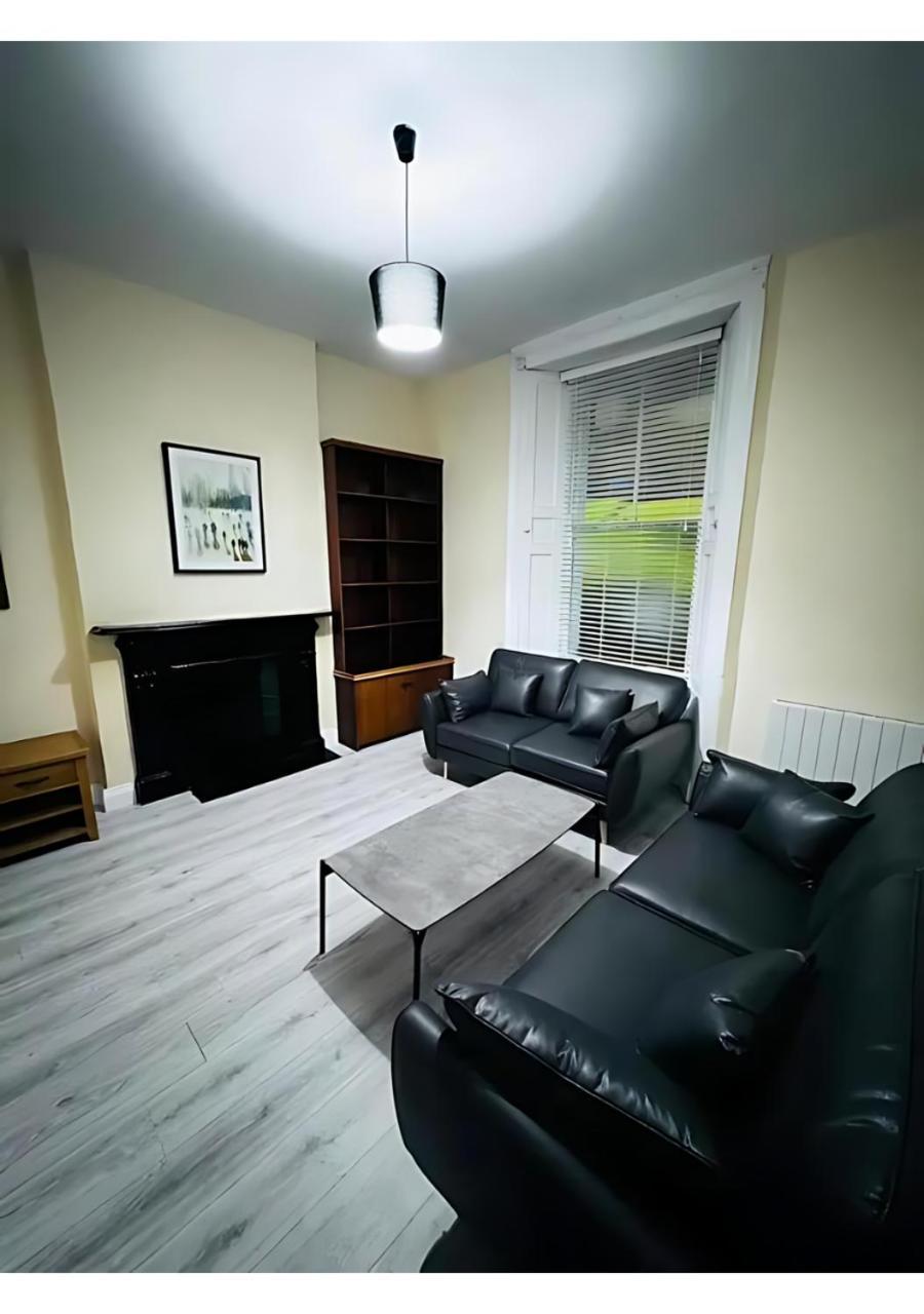 Naas Town - Budget Double Bedrooms 외부 사진